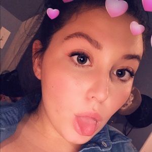 Meet your Posher, Lexi